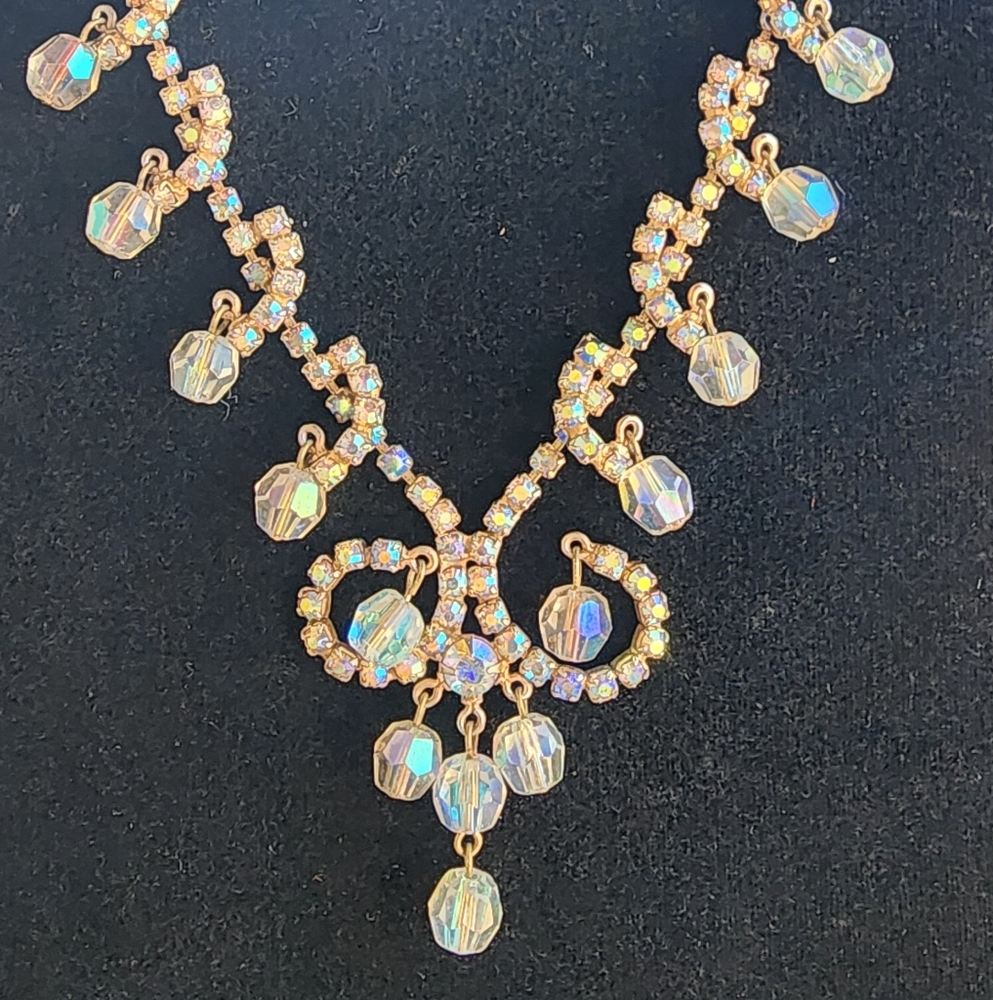 Elegant Vintage Gold and Silver Crystal Necklace - Picture 1 of 3